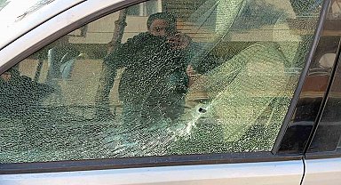 Akaryakıt istasyonunda uğradığı silahlı saldırıda yaralanan şahıs kaçarak canını kurtardı
