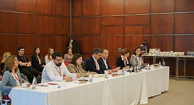 Akbank Düşünce Kulübü gençlerin yenilikçi fikirlerini ödüllendiriyor