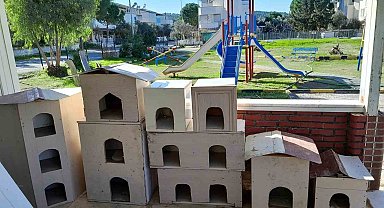 Akbük'te sokak hayvanları için anlamlı yardım