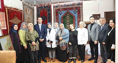 Akçaabat'ın güzelliklerini motiflere işliyorlar