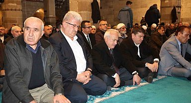 Aksaray'da şehitler için Kuranı Kerim okutulup dualar edildi
