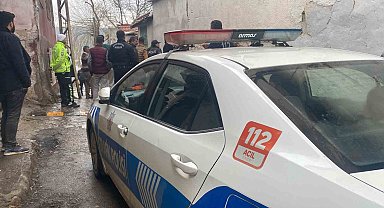 Alacak verecek kavgası mahalleyi karıştırdı: 7 gözaltı