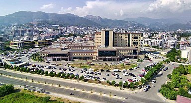 Alanya Eğitim ve Araştırma Hastanesi'nde 2023 yılında 1 milyon 636 bin 683 kişiye sağlık hizmeti verildi