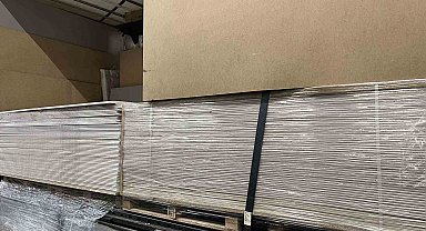 Alçı levhalar arasında 30 bin paket kaçak sigara yakalandı