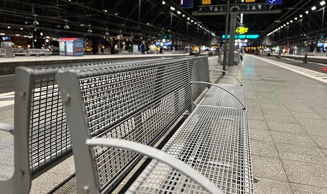 Almanya'da makinistler grevde, tren seferleri yapılamıyor