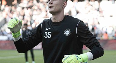 Altay'da Eren'le yollar ayrılıyor