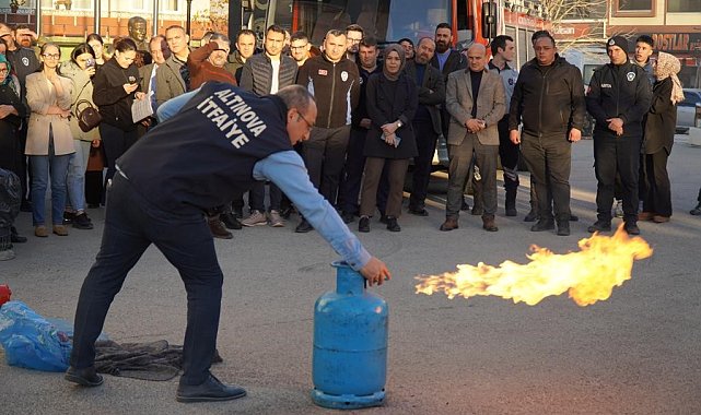 Altınova'da itfaiye 2023'te 498 olaya müdahale etti