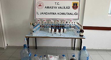 Amasya'da jandarmadan yasa dışı alkol üreten şahıslara operasyon