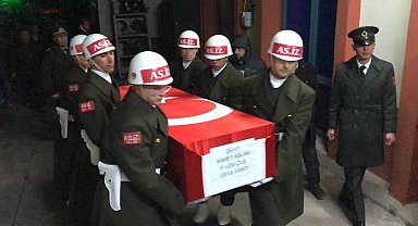 Amasyalı şehidin naaşı baba ocağına getirildi