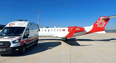 Ambulans uçak 10 günlük bebek için havalandı