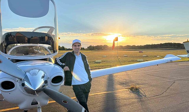 Amerika'nın 'İzmitli' Laz Pilotu uçağını piste böyle indiriyor