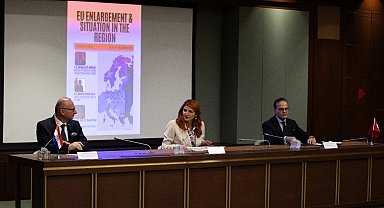 Ankara'da Avrupa Birliği'nin geleceği ve Türkiye-AB ilişkileri tartışıldı