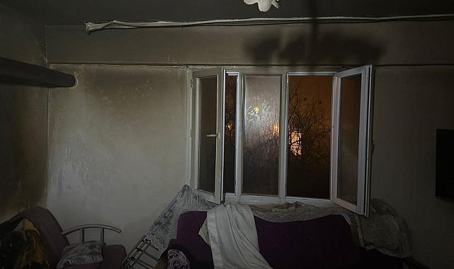 Antakya'da bir evde meydana gelen yangın büyümeden söndürüldü