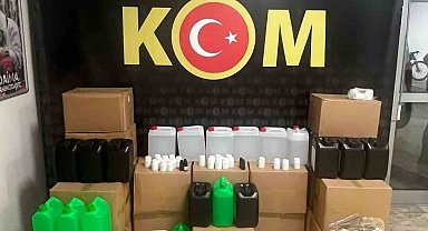 Antalya'da 180 bin şişe sahte alkol yakalandı