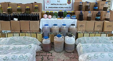 Antalya'da 3,5 ton sahte zeytinyağı ele geçirildi