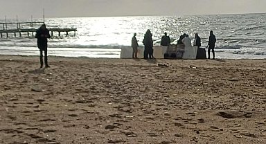 Antalya'da kıyıya vurmuş genç kadın cesedi bulundu