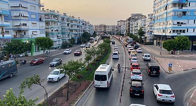 Antalya'da motorlu kara taşıtları sayısı 1 milyon 449 bin 123 oldu