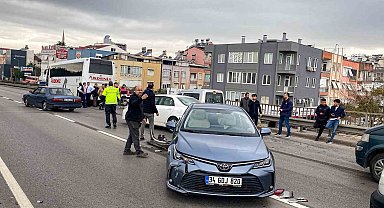 Antalya'da şehirlerarası otobüsün de karıştığı kaza ucuz atlatıldı
