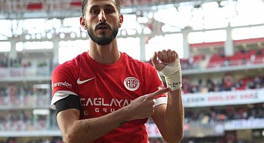 Antalyasporlu Jehezkel'den skandal sevinç!