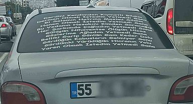 Araba arkası ilginç yazılar dikkat çekiyor