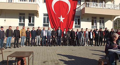 Asker uğurlama geleneğini sürdürüyorlar