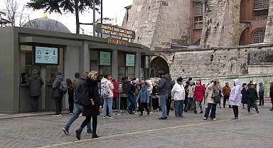 Ayasofya-i Kebir Camii Şerifi'nde galeri katını Türkler 25 euro vererek ziyaret edebilecek
