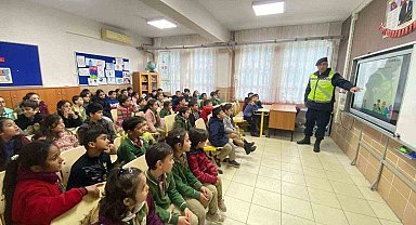 Aydın'da 58 öğrenci "trafik dedektifi" oldu