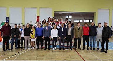 Aydın'da Badminton şampiyonları belli oldu