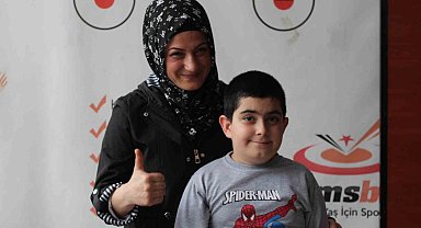 Aydınlı Berat, hemsball ile otizmi yendi