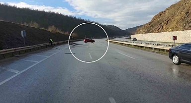 Aynı yerde peş peşe üç kaza: Kaza anı kamerada