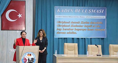 Bakan Müşaviri Atan, Hakkari'de kadın buluşmasına katıldı
