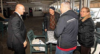 Balıkçılardan Başkan Soyer'e Körfez temizliği teşekkürü
