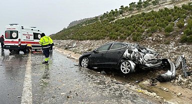 Balıkesir'de zincirleme kaza: 1 ölü, 4 yaralı