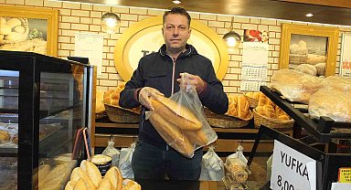 Balıkesirli fırıncı hem ucuz satıyor hem de askıda ekmek uygulamasını devam ettiriyor