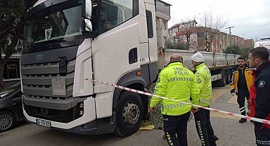 Bandırma'da yaya geçidindeki kazada tır şoförü tutuklandı