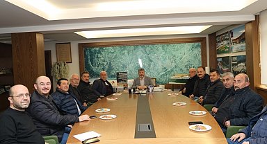 Başkan Akçadurak, mahalle muhtarları ile bir araya geldi