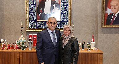 Başkan Alim Işık, şehit annesini makamında ağırladı