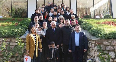 Başkan Atay, gazetecilerin gününü kutladı