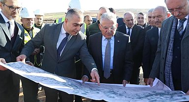 Başkan Büyükkılıç'tan 16 ilçeye 4,5 yılı aşkın sürede 456 kez 'hizmet' dolu ziyaret