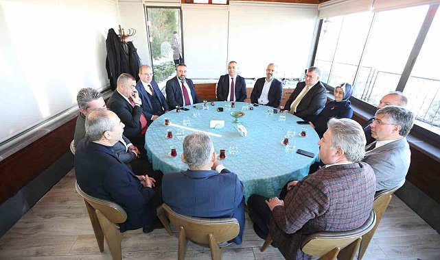Başkan Büyükkılıç'tan "sanayi ve ticaret" zirvesi