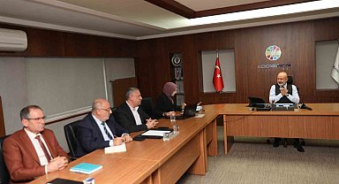 Başkan Çolakbayrakdar: "Farklı hizmetlerle diğer belediyelere örnek oluyoruz"