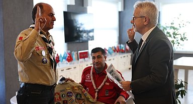 Başkan Erdem izcileri ağırladı
