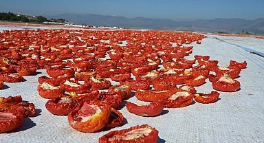 Başkan Okumuş, Türkoğlu'nun lezzetlerini paylaştı