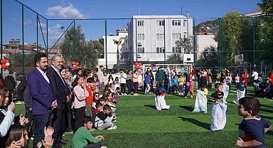 Başkan Uzundemir'den Ortacalı çocuklara karne hediyesi
