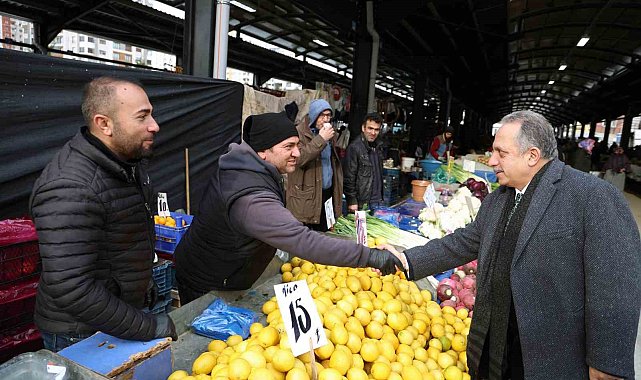 Başkan Yalçın'a ilgi yoğun