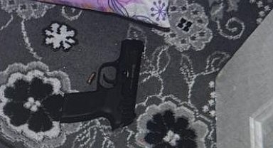 Baskın yapan polislere ateş açarak kendisini yaralayan şahıs yakalandı