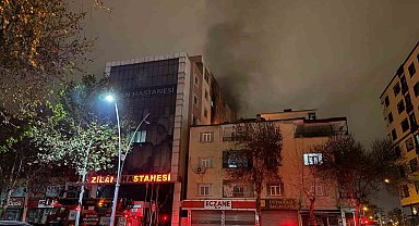 Batman'da psikiyatri hastası, hastanede kaldığı odayı ateşe verdi
