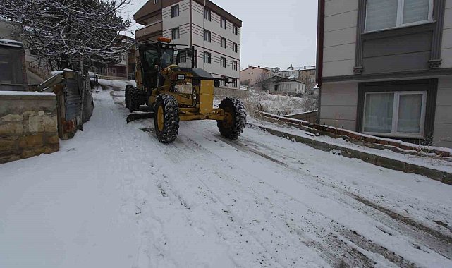 Bayburt'ta karla mücadele çalışması