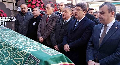 Belediye Başkanı Fırıncıoğlu'nun eşi dualarla uğurlandı