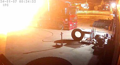 Benzinlikteki trafo bomba gibi patladı, itfaiyenin hızlı müdahalesi faciayı önledi